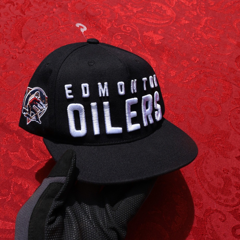 Mitchell & Ness Edmonton Oilers Hat Mens OSFM Black Excellent NHL Snapback Cap